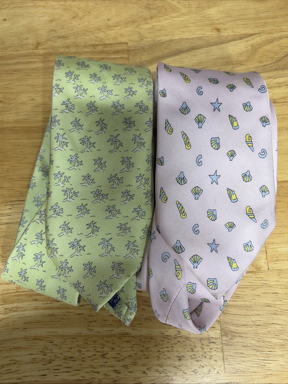 J. McLaughlin 2 Mens 100% Silk Ties - Pink/Green Shells Preppy Coastal Palm Tree